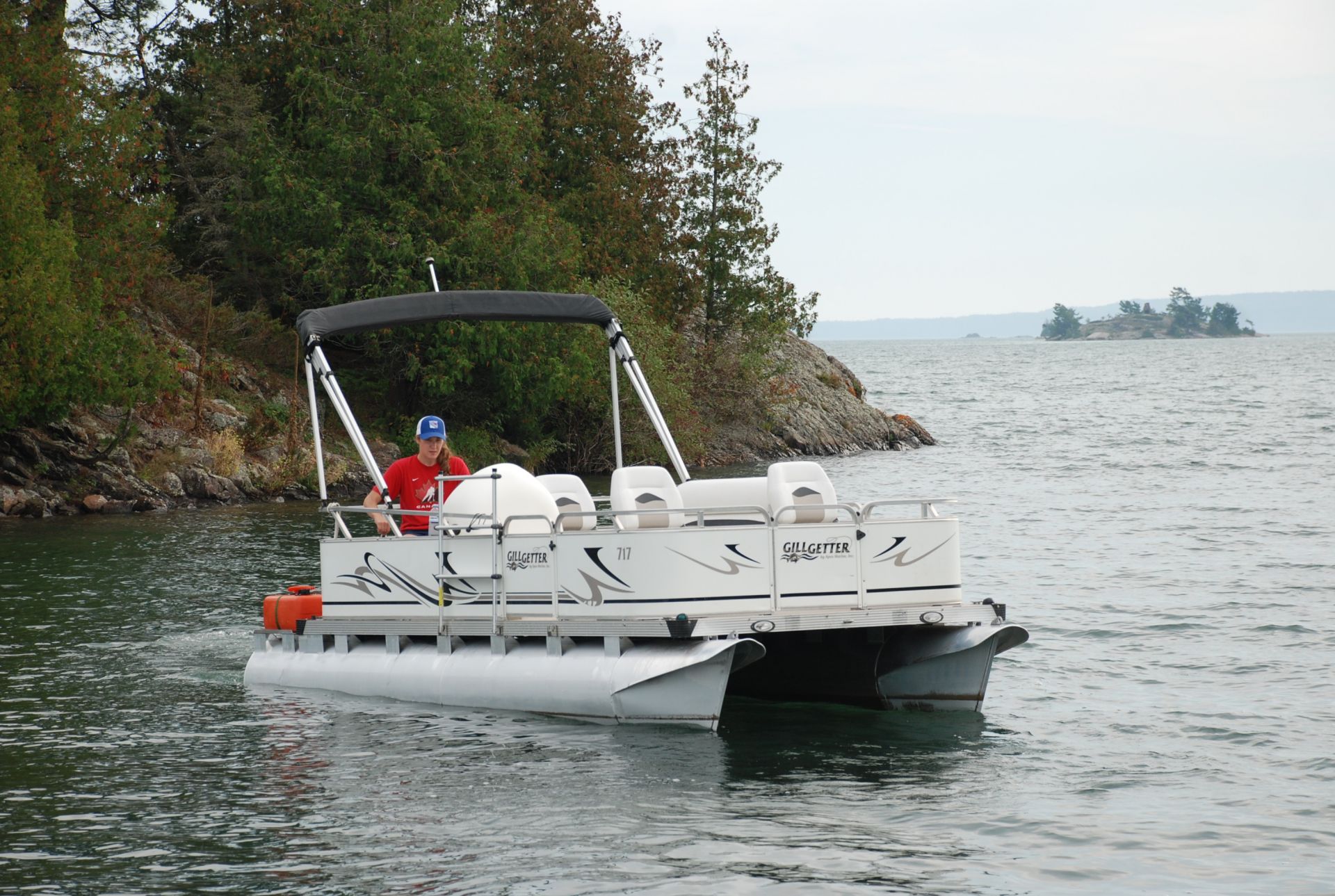 Loonie Toons Pontoons and Powersports - Previously Enjoyed Pontoon Boat for  Sale